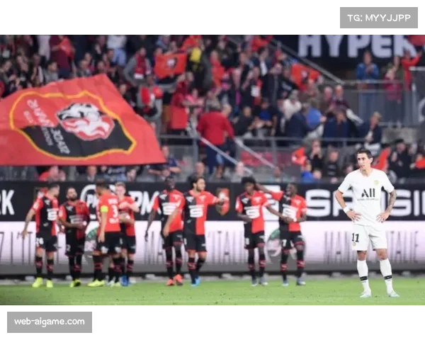 雷恩防守反击战术解析：如何以32%控球率颠覆法甲霸主巴黎圣日耳曼